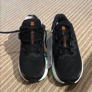 Salomon DRX DEFY GRVL
Women's Gravel Running Shoes